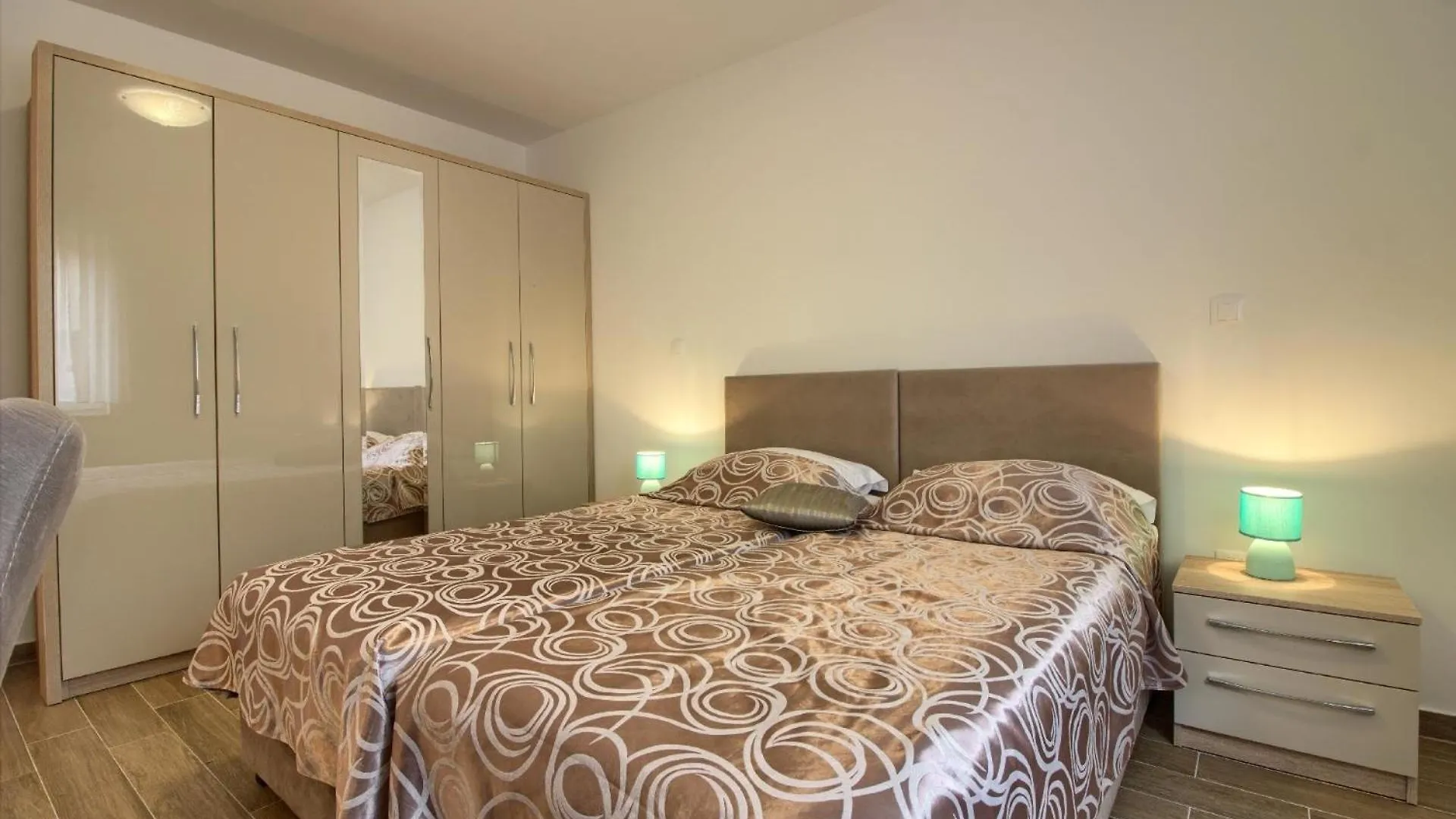 Ferienhaus Mit Privatpool Fuer 20 Personen Ca 400 Qm In Banjole, Istrien Istrische Riviera Holiday home Banjole